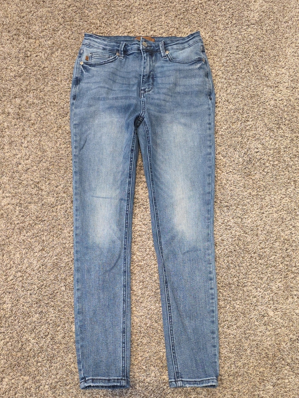 Judy Blue Faded Light Blue Skinny Jeans